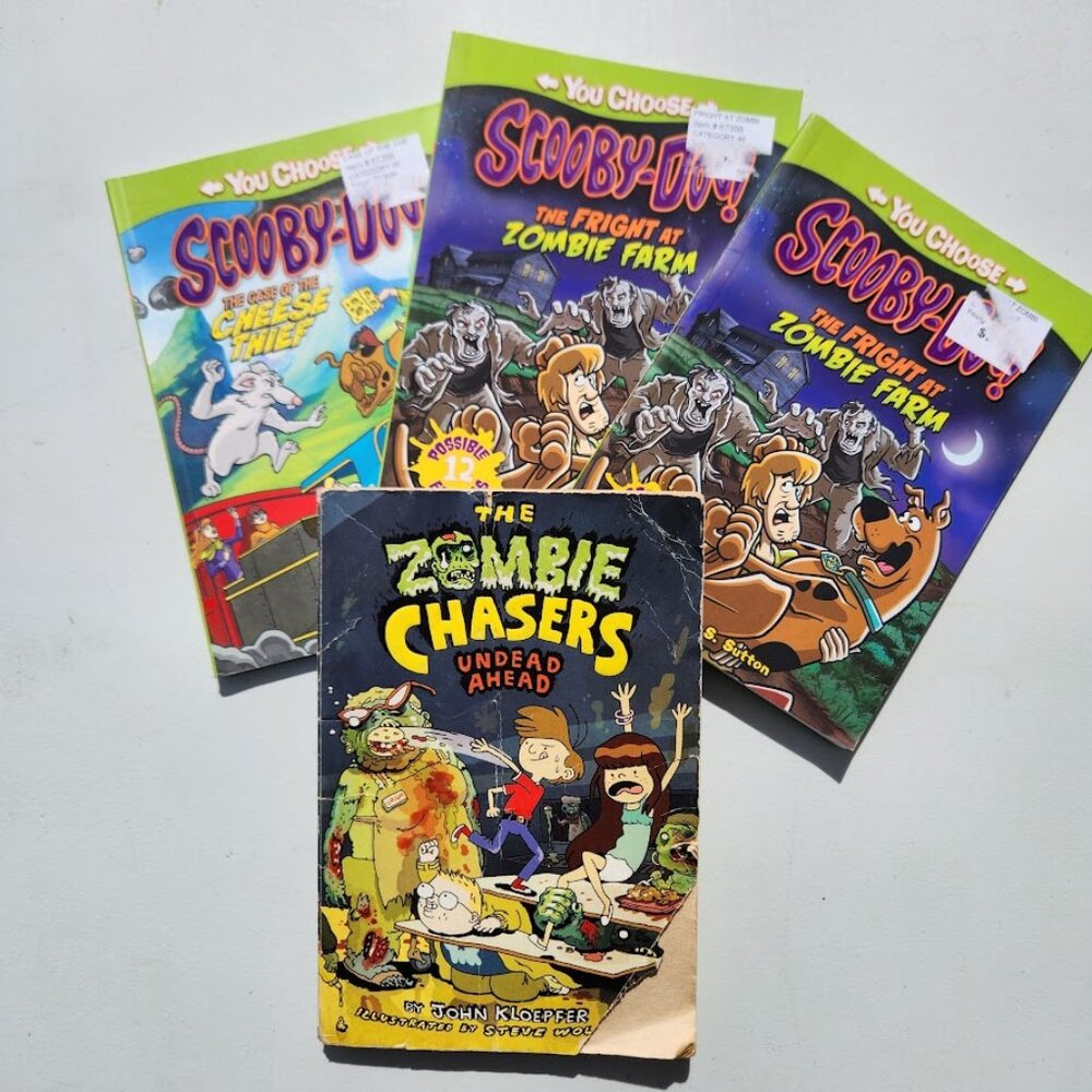 Children's Books Book Bundle Lot Set 4 Scooby Doo Chapter Books Book Zombie Chas